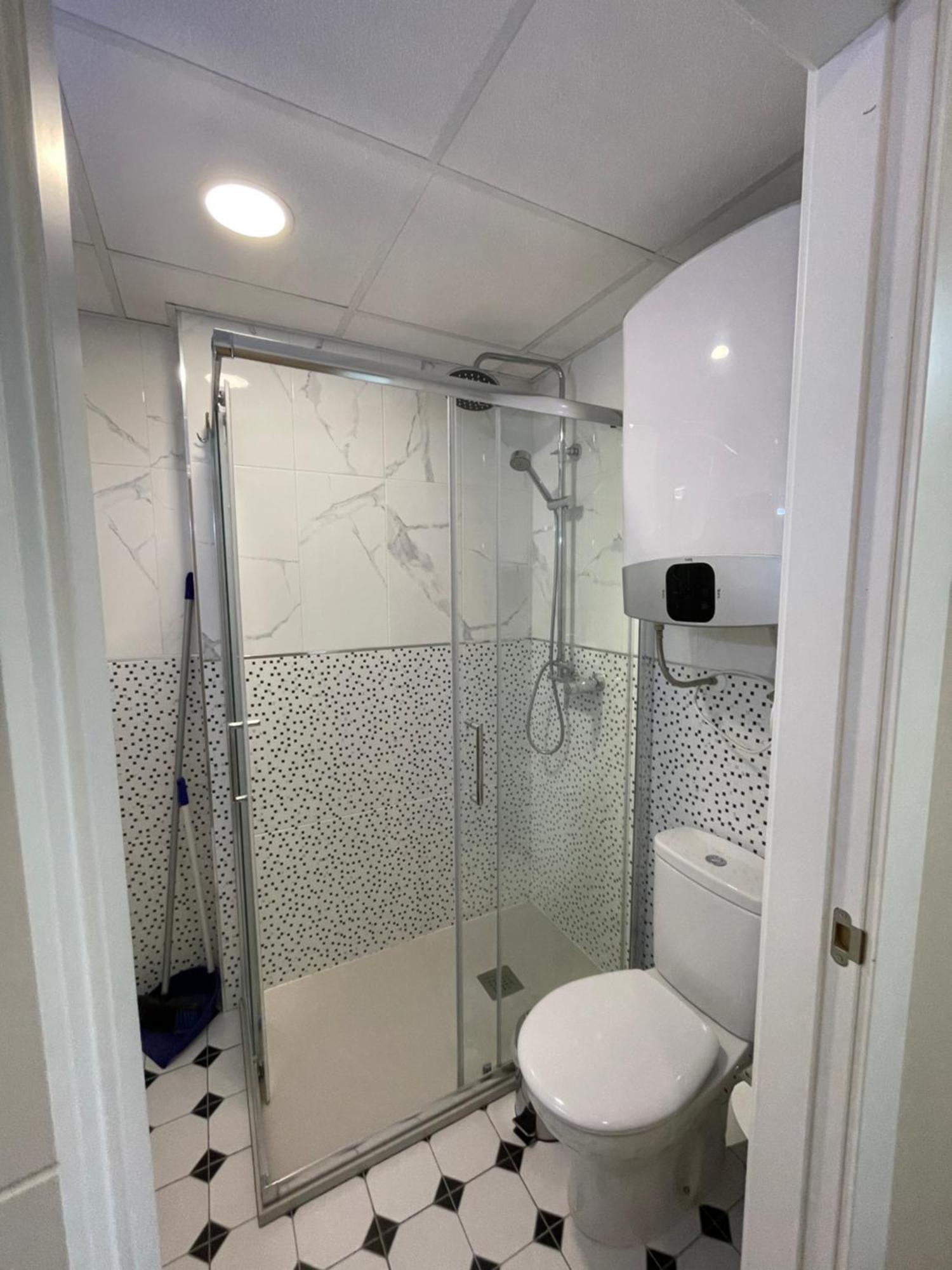 Apartamentos Pelicano ベニドルム 部屋 写真